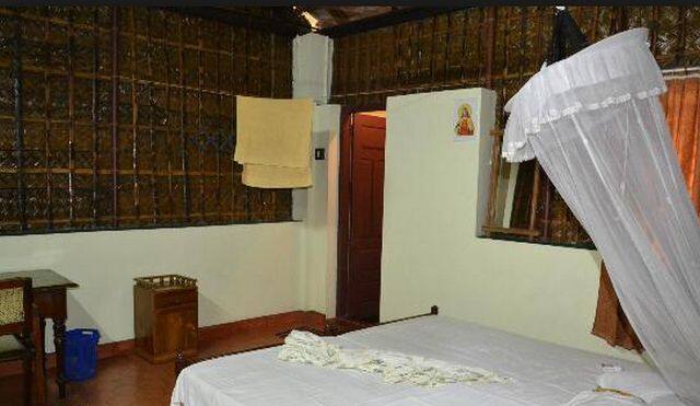 Palmy Lake Resort, Alleppey 4